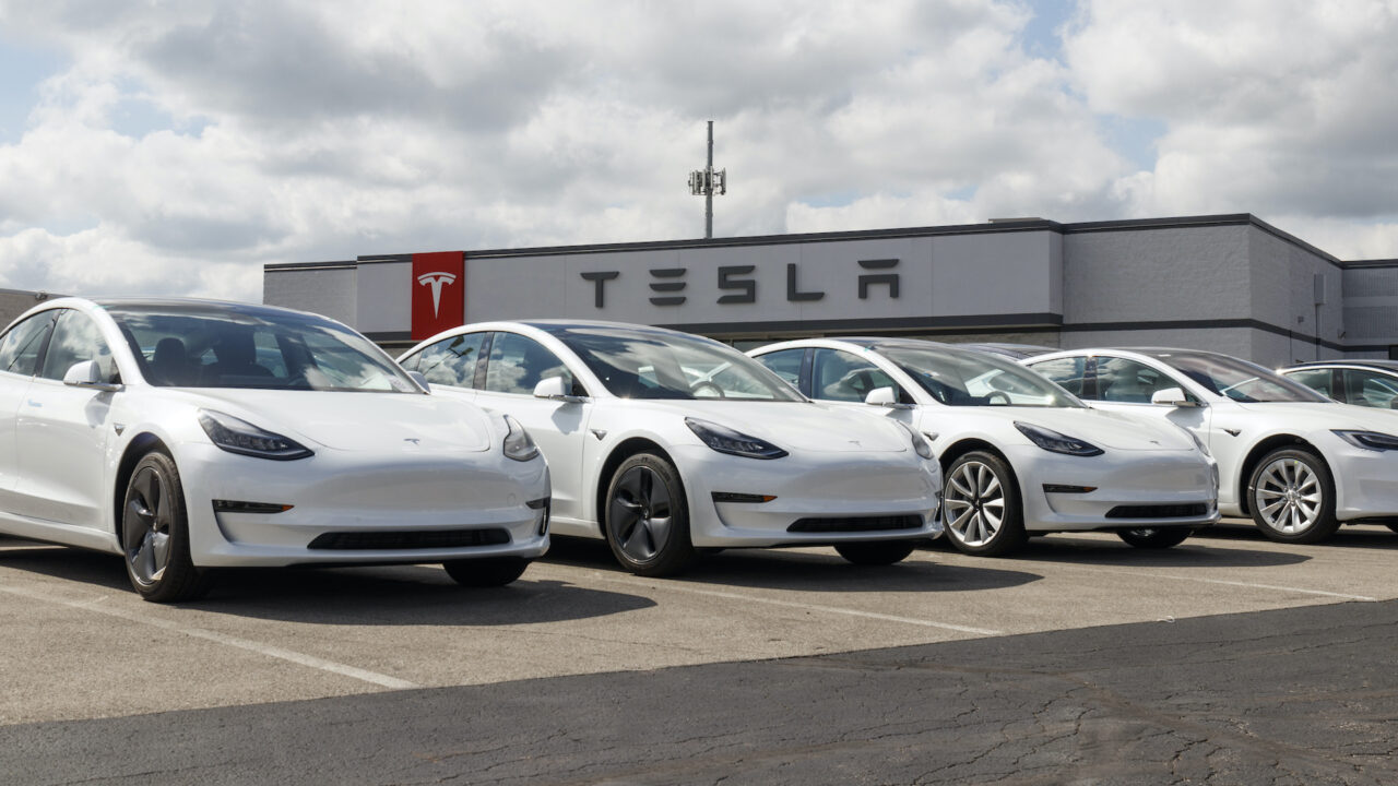 Indianapolis - Circa September 2019: Tesla electric vehicles awaiting preparation for sale. Tesla EV Model 3, S and X are a key to a cleaner and greener environment XI (Indianapolis - Circa September 2019: Tesla electric vehicles awaiting preparation